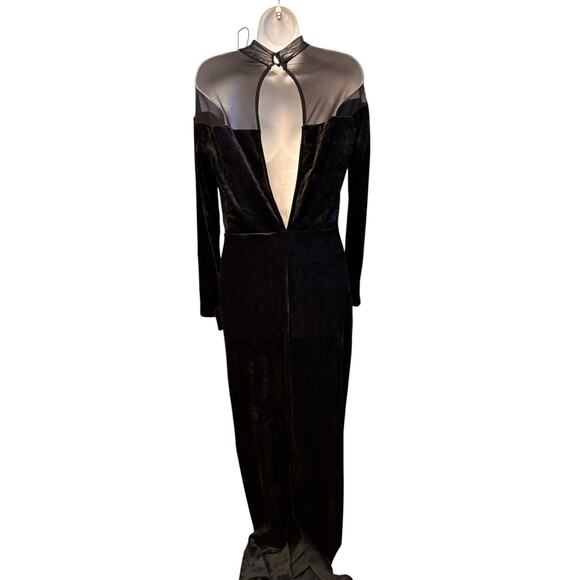 Lulus NWT Plunging Neckline Long Sleeve Velvet Maxi Dress Sz L Black Whimsygoth - Picture 3 of 8